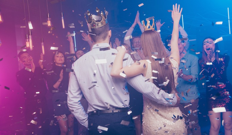 High School Seniors Weren’t Forgotten, Thanks to Prom-on-Wheels