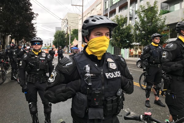 Wait, *THAT'S* Seattle PD's Description of the Person of Interest in Food Festival Shooting?