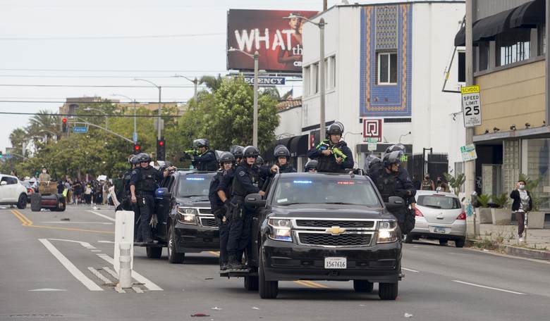 We Have Full-Blown Anti-ICE Mayhem in LA Again