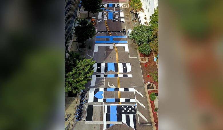 Pro-Police Groups Paint Nation's First 'Back the Blue' Street Mural in Tampa 