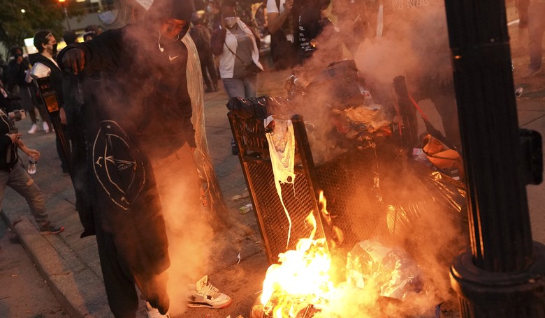 WATCH: Louisville Church Offers Sanctuary to Rioters, Kicks Out All the White People 