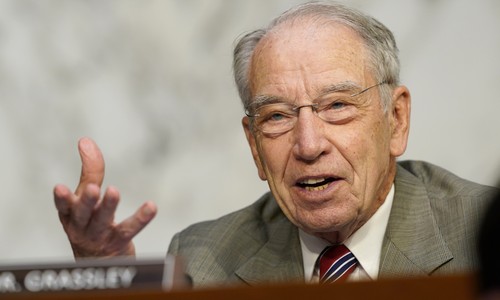 Grassley Mocks Democrats for 'Falling All Over Themselves' to Defend No Kings Jack Smith