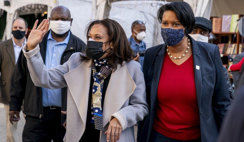 Inevitable: DC Reimposes Indoor Mask Mandate for Vaccinated People. But Why?