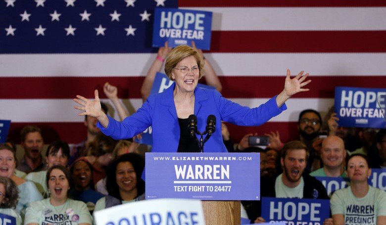 Warren Blames America's 'Racism and Oppression' for Campaign's Mass Exodus in Nevada