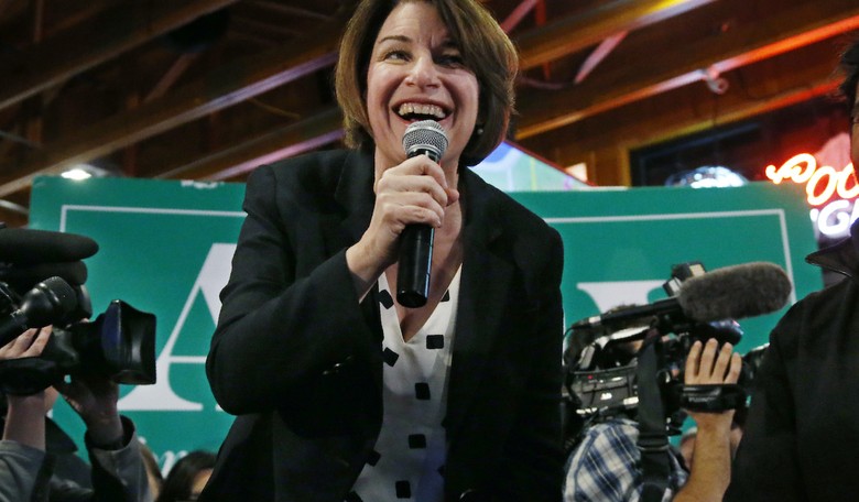 Klobuchar Now Opposes Making English the Official Language of the United States