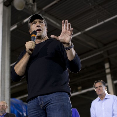 Mike Rowe Made a Lot of People Angry With This Post Bashing Socialism 