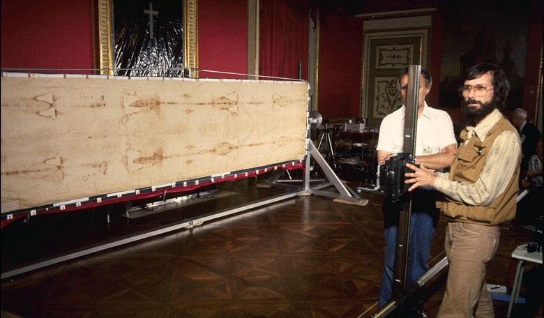 Shroud of Turin: Interview with World’s Leading Expert Who Happens To Be Jewish