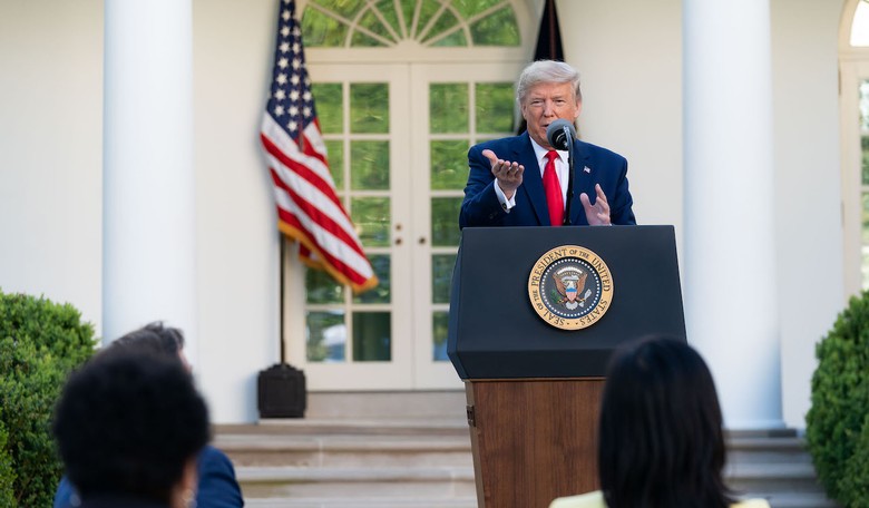 Political Reporters Fail Miserably at White House Coronavirus Briefings