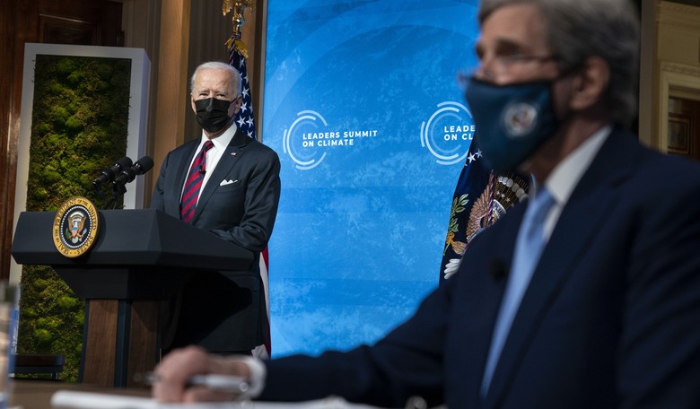Kerry Denies 'Unequivocally False' Claims of Betraying Israel by Tipping Off Iran
