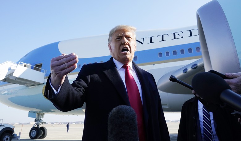 New Poll Should Have Mitch McConnell Rethinking Support for Trump's Removal