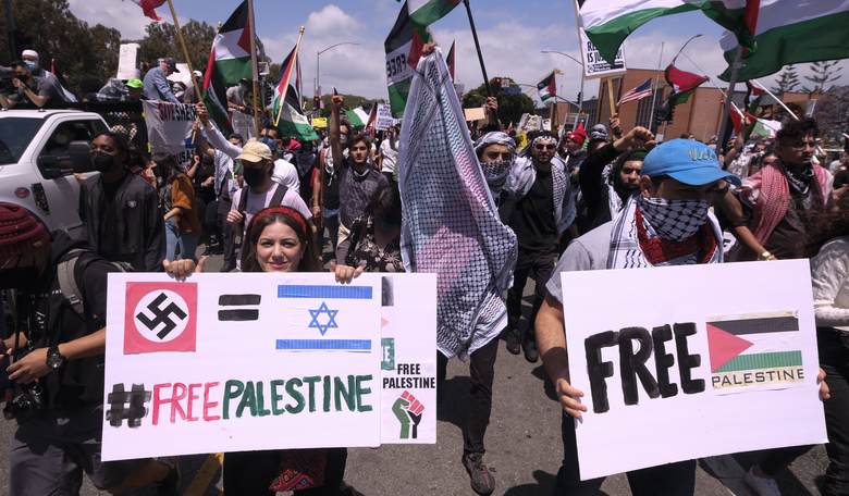 Democrats Khanna and Tlaib Sponsor Resolution That Backs Global Anti-Israel 'Nakba 78' Protests