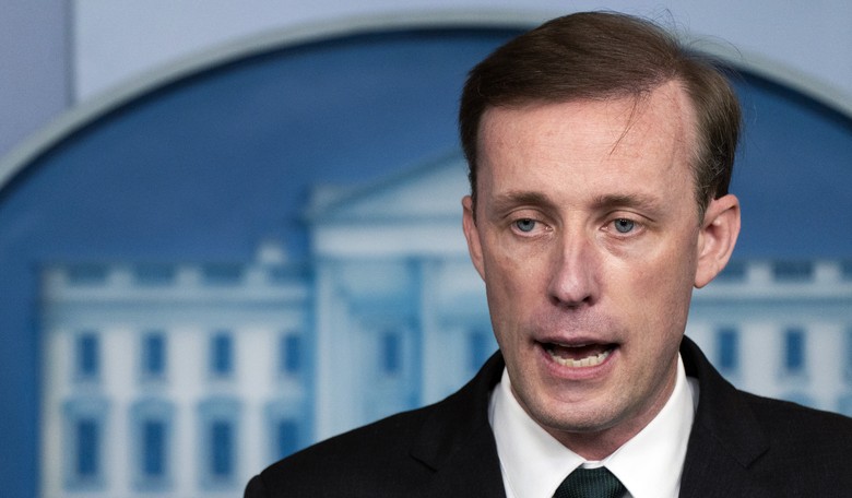 White House Goes Into Damage Control Mode as Confidence in Biden Tanks