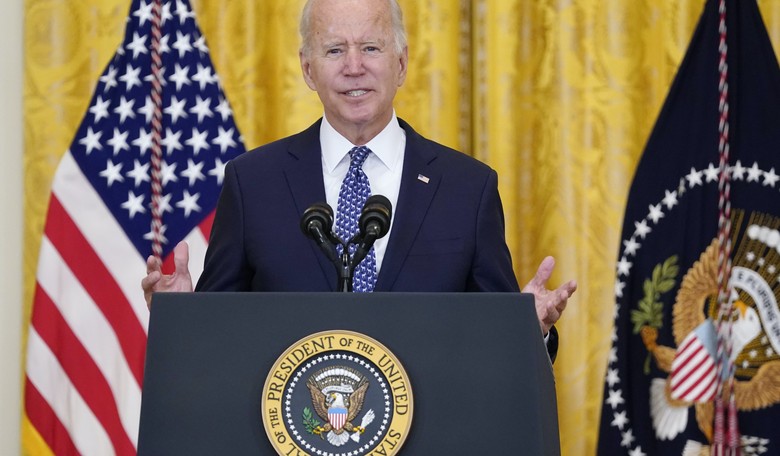 Biden’s Vaccine Mandate Will Sink in a Legal Quagmire