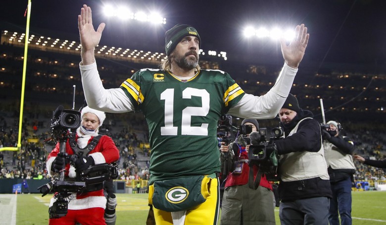 NFL MVP Voter Apologizes Over Aaron Rodgers Remarks, But It's Not What You Think