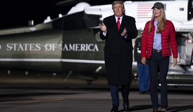 President Trump Praises Senators Loeffler and Perdue as 'Fighters' on Eve of Runoff Elections