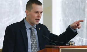 Dems Fuming As Retiring Rep. Backs Republican Incumbent