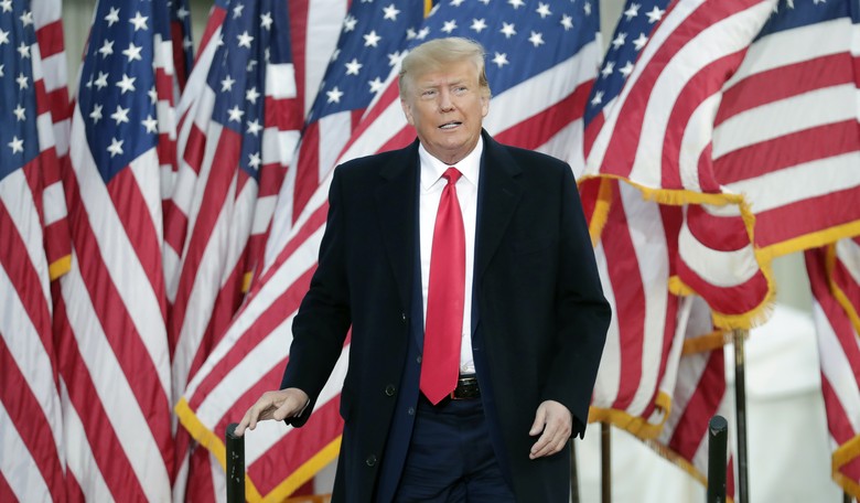 Fake News: It Seems Trump Didn't Walk Out of Piers Morgan Interview 