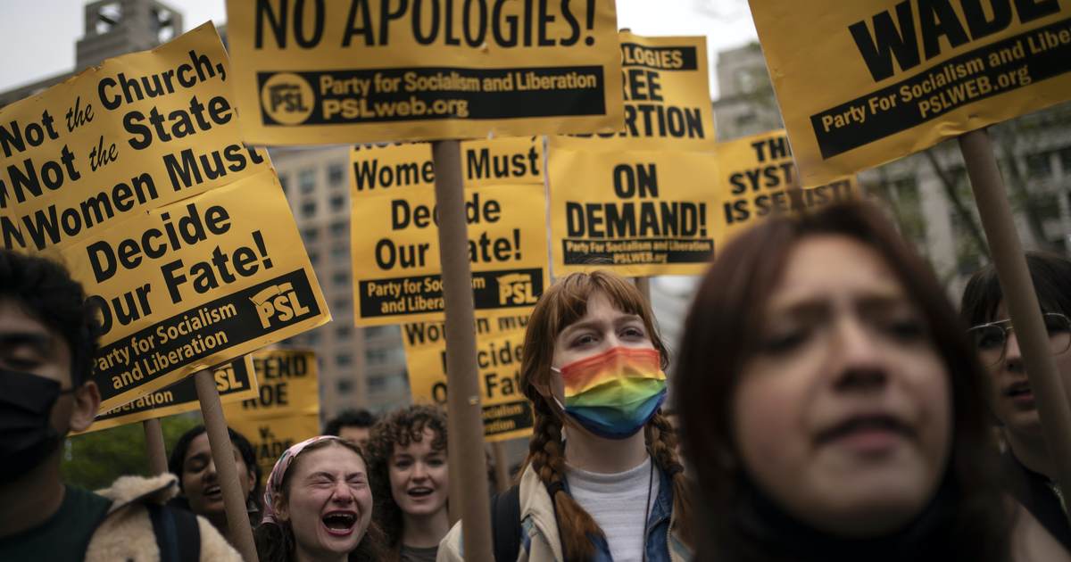 Pro-Abortion Protesters in New York City Don't Understand What Overturning Roe Actually Entails