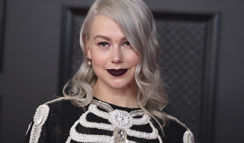 Singer Says Her Abortion Was ‘Easy’ and ‘Everyone Deserves That Kind of Access’