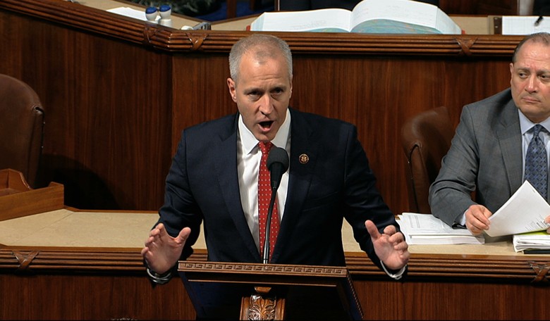 DCCC Chairman Continues to Defend Boosting GOP Candidates in Primaries