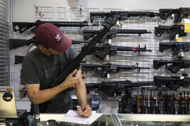 Oklahoma Seeks to Lower Handgun Purchase Age to 18