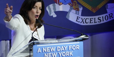 NY Gov. Hochul Ditches 'Feminist' Routine to Don Hijab for Muslim Men