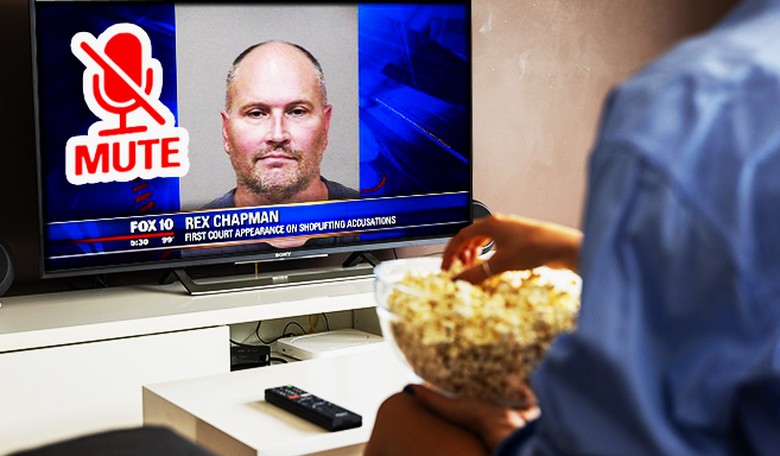 CNN 'Conspiracy Buster' Raves When the Network Hires a Conspiracy Source