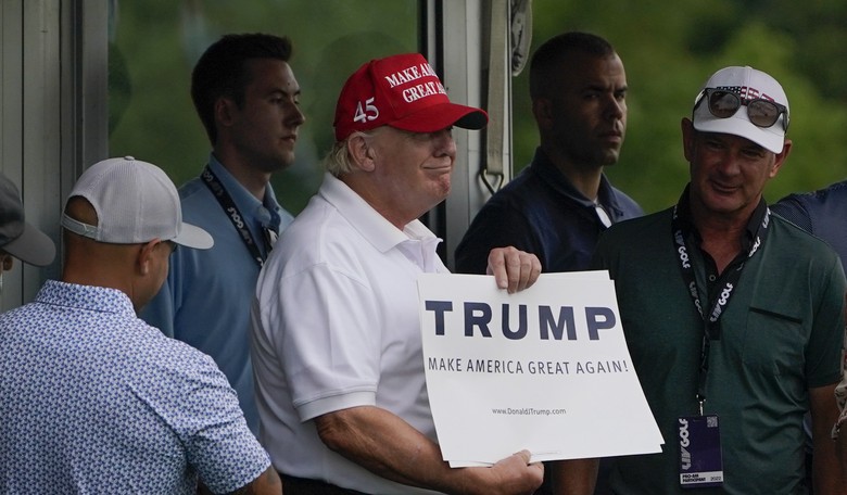 What Did Trump and House GOP Members Discuss in Bedminster Following FBI’s Mar-a-Lago Raid?	
