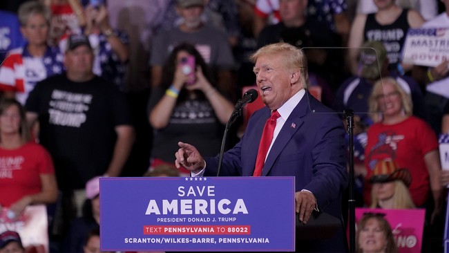 Trump May Have Just Given His Clearest Indication Yet He's Running in 2024 - Vimarsana News