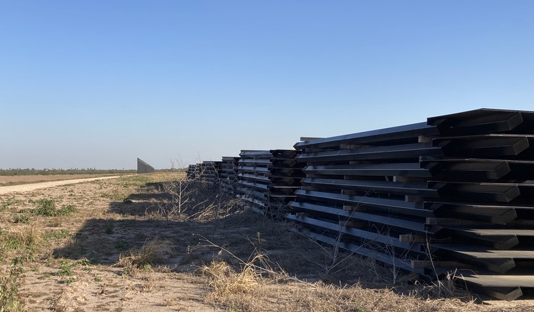 Ernst Slams Biden for ‘Subverting Congress’ With Latest Border Scheme