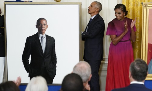Incredible Shrinking Obama Tries to Keep Cheesecake Factory Joke Alive Because That's All He's Got