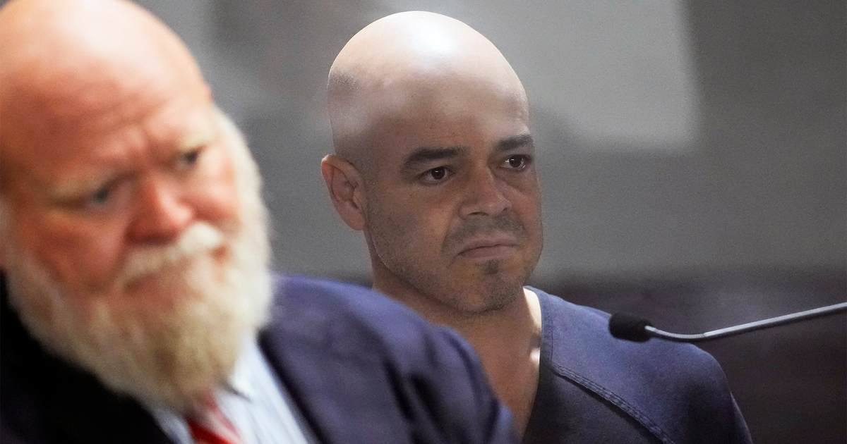 What the Media Neglect to Mention About the Politician Who Murdered a Journalist