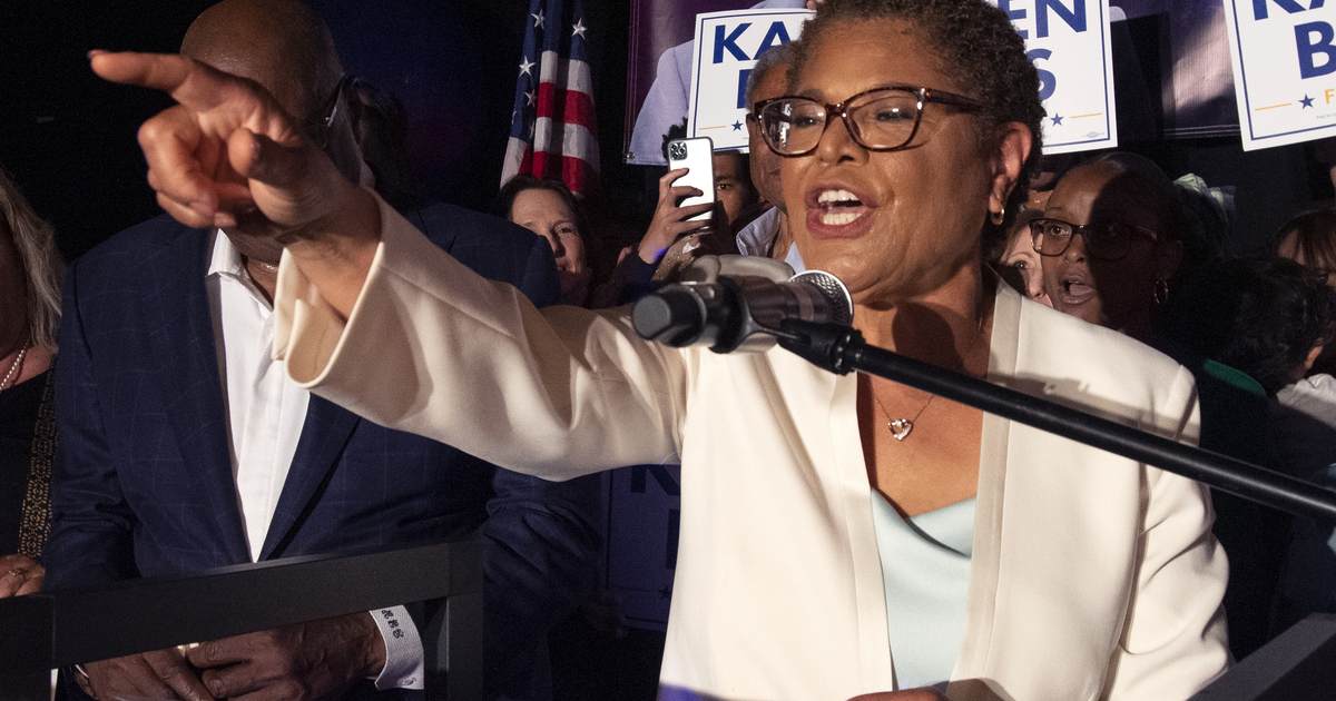 LA Mayor Recall Petition Gathers Momentum, Exceeds 60,000 Signatures Amid Devastating Fires