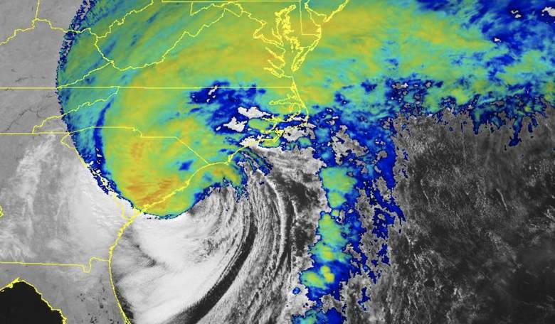 Videos Show Hurricane Ian Bringing More Chaos As It Makes Second Landfall in South Carolina