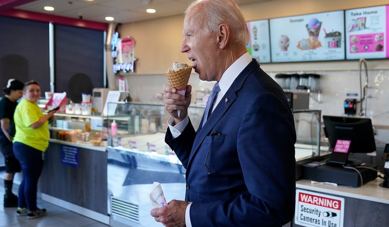 While Licking Ice Cream, Biden 'Hopes' for a Ceasefire Benefiting Hamas 