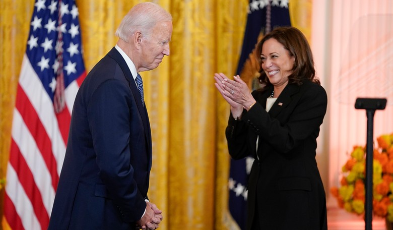 WaPo Calls for New Leadership in the White House: 'Biden and Harris Are Unfit'