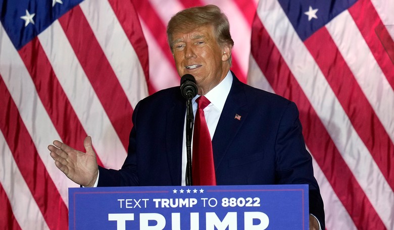 Trump Responds to Discovery of Biden's Classified Documents