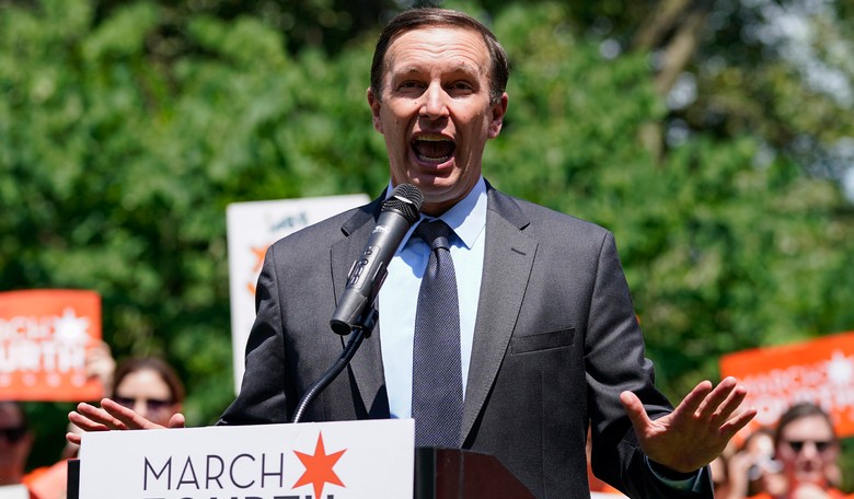Chris Murphy Sure Is in a Foul Mood About His Terrible Border Bill Failing