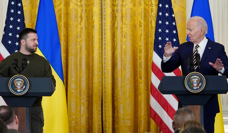 Biden Reassures Zelenskyy of Unwavering U.S. Support 