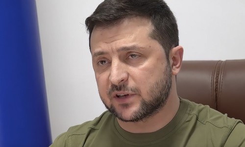 'He Better Damn Well Stop': Trump Calls for New Ukraine President After Zelensky Hits Refinery