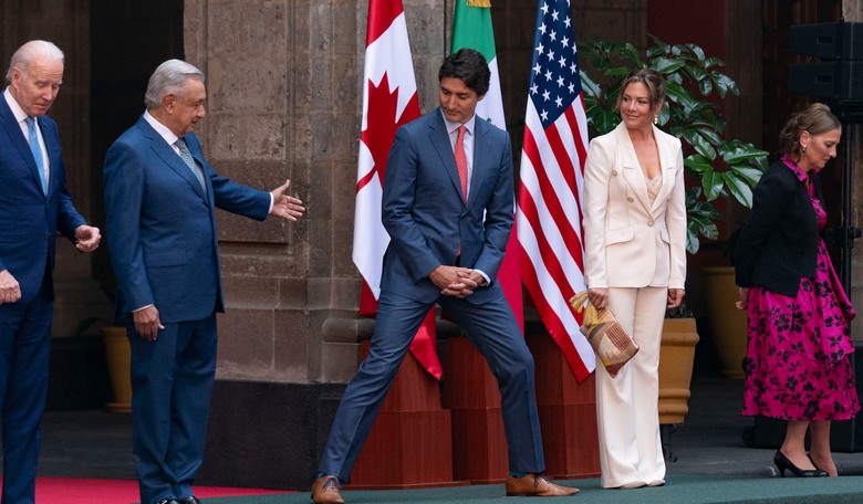 Trudeau's Minority Coalition Faces Threat of Collapse