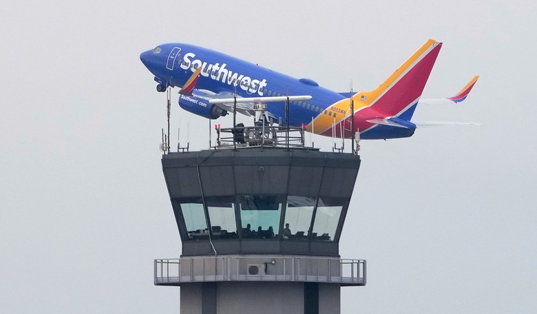 The FAA Wants a Certain Group in Charge of Your Flights...There's Just One Problem