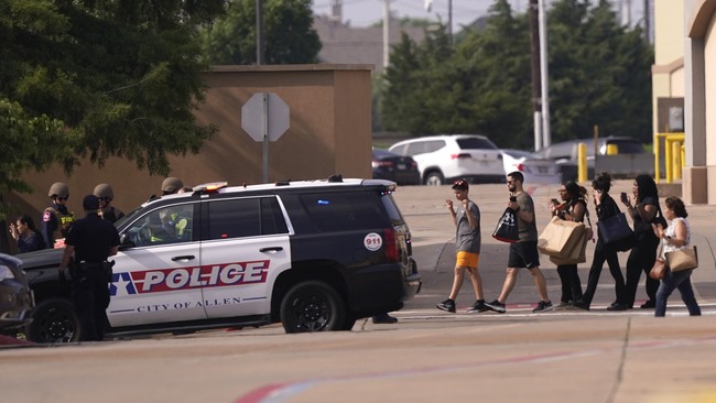 The Left's War on Imaginary Nazis Blinds Them to the Real Debate About Mass Shootings - Vimarsana News
