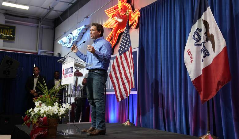 Florida Embraces E-Verify as Border Surge Floods Job Market