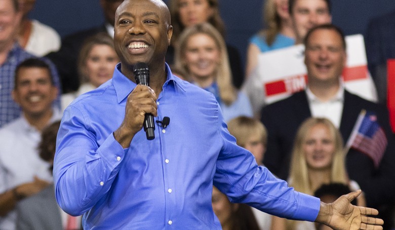 'She Said Yes': Sen. Tim Scott Announces His Engagement After South Carolina Beach Proposal 