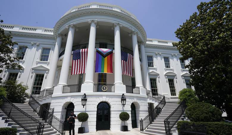 New Bill Would Ban the Gov't From Flying Non-U.S. Flags After WH Put Pride Flag On Full Display