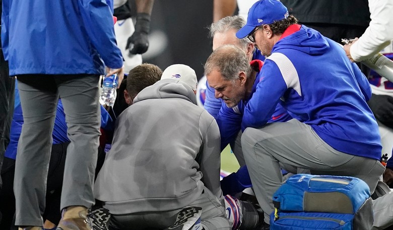 Damar Hamlin's Response to the Reason for His Cardiac Arrest Is Going Viral