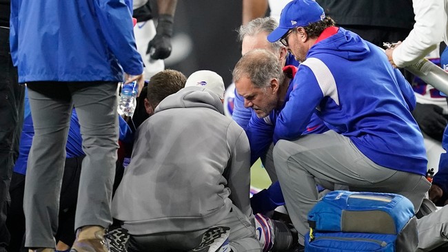 Here's the Athletic Trainer Who Saved Damar Hamlin's Life