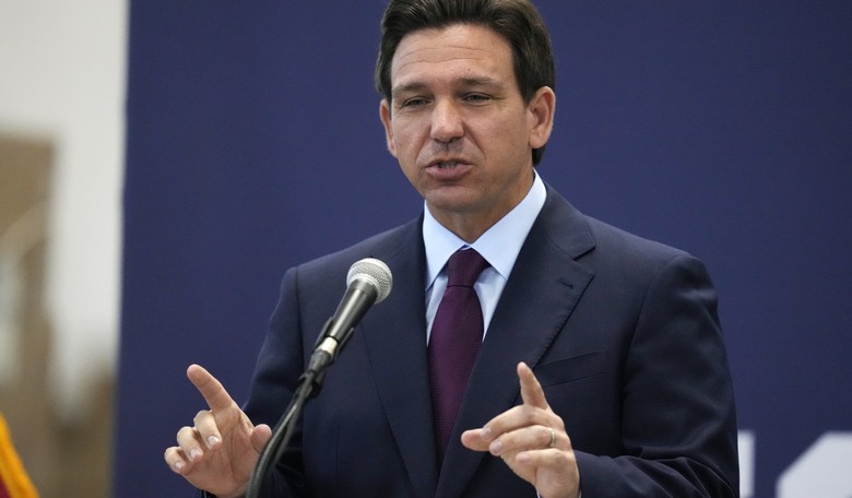 DeSantis Halts School Choice Scholarships for Florida Schools With Ties to CCP