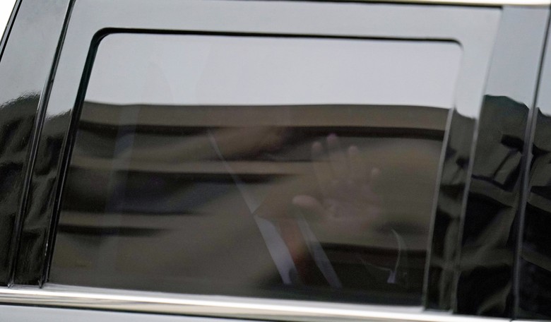Secret Service Diverts Trump's Motorcade Route After Suspicious Object Spotted at Palm Beach Airport